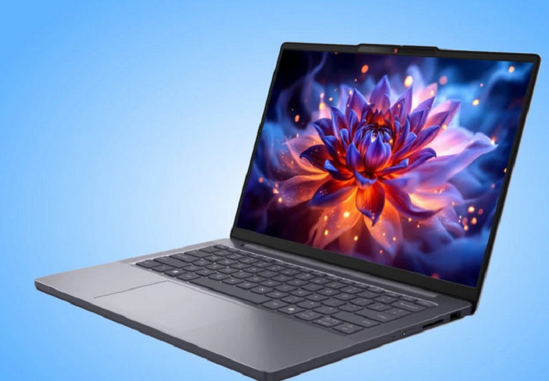 IdeaPad Slim 3 14IWC11, Laptop Ringkas dengan Chip Intel Wildcat Lake