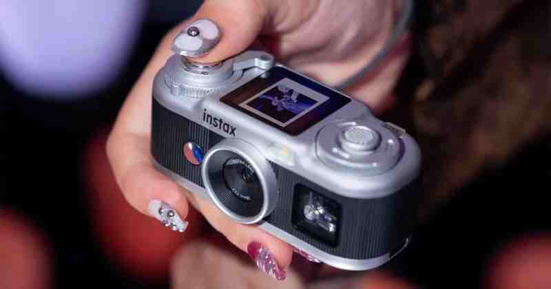 Fujifilm instax Pal 2 dengan Bluetooth dan USB Type-C
